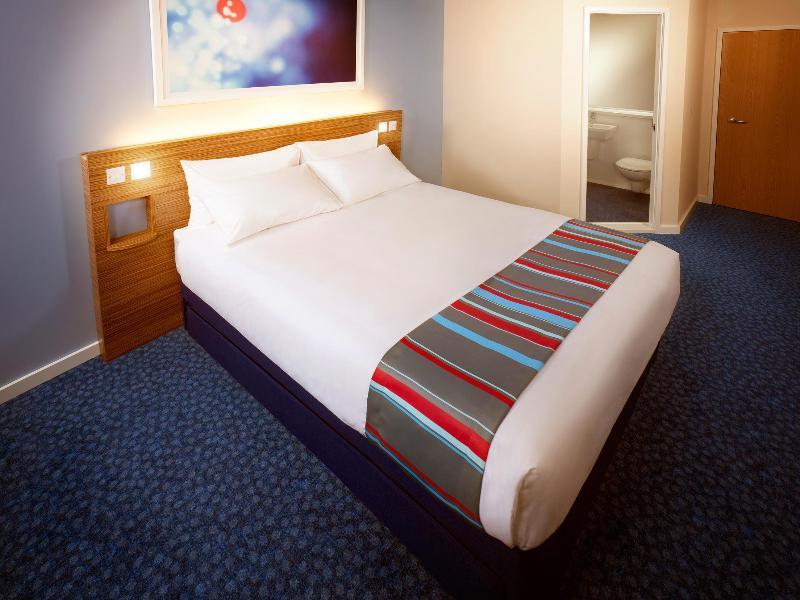 Travelodge Leatherhead Bagian luar foto